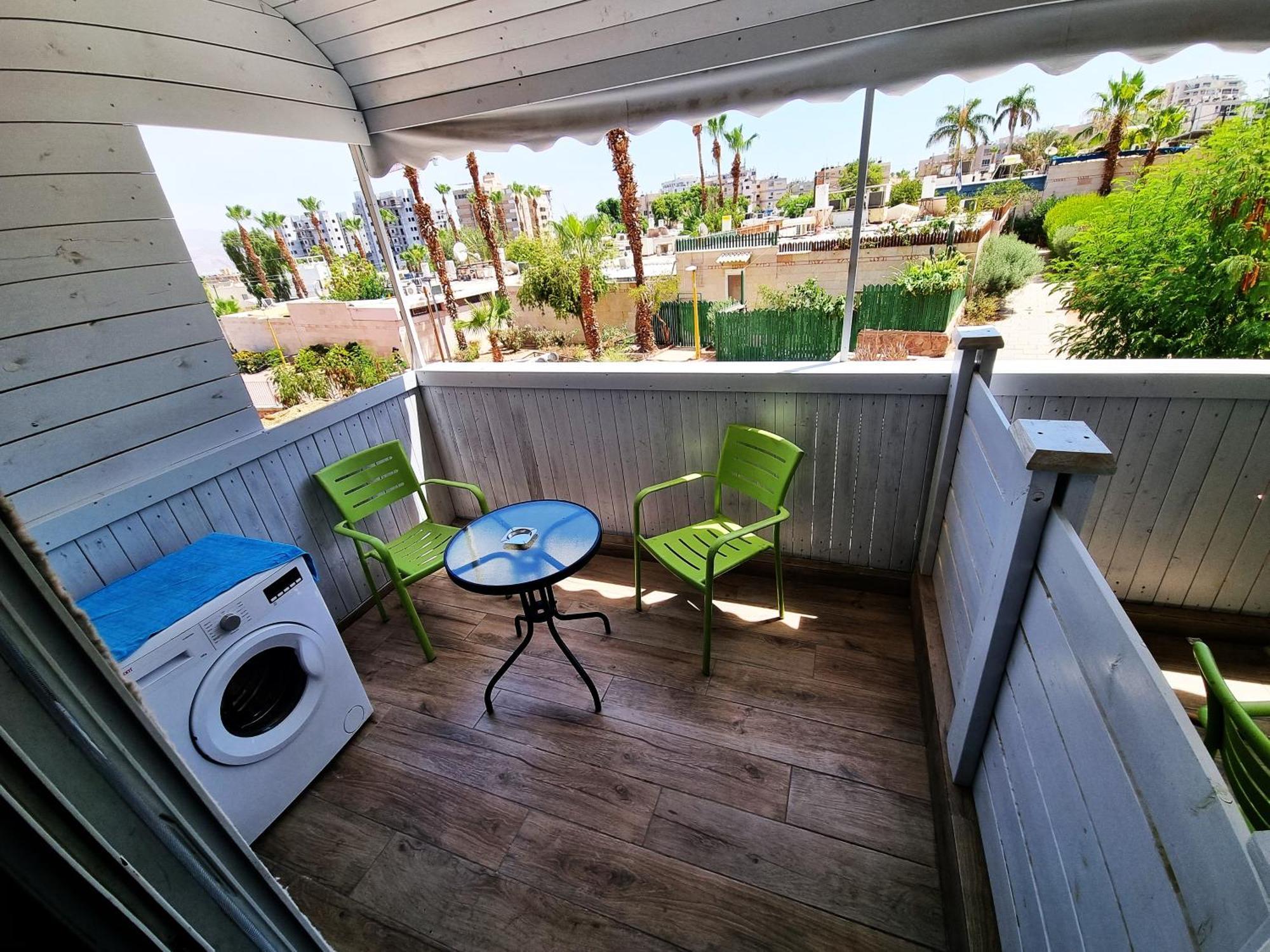Diamond Apartment *